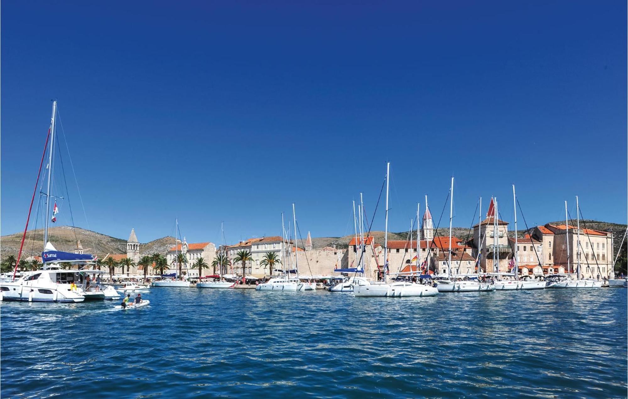 2 Bedroom Beautiful Apartment In Okrug Gornji Trogir Exterior photo